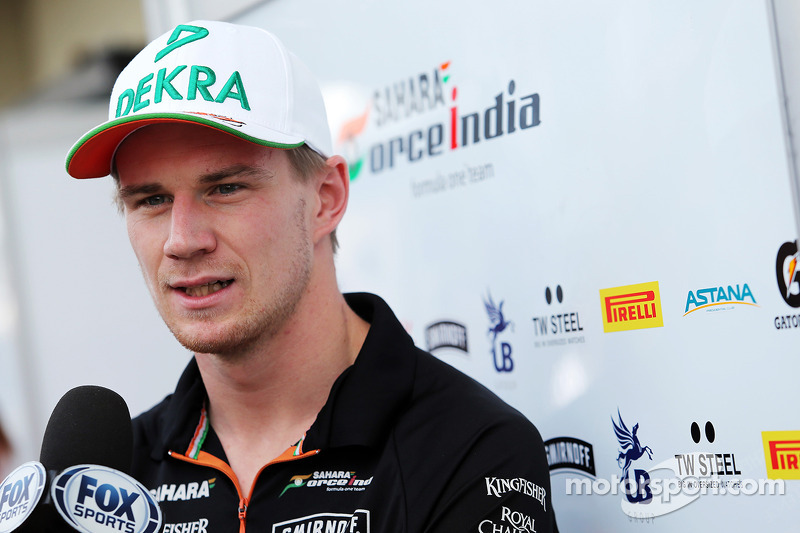 Nico Hulkenberg, Sahara Force India F1 con  la prensa