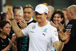 Nico Rosberg, Mercedes AMG F1 celebra con el equipo