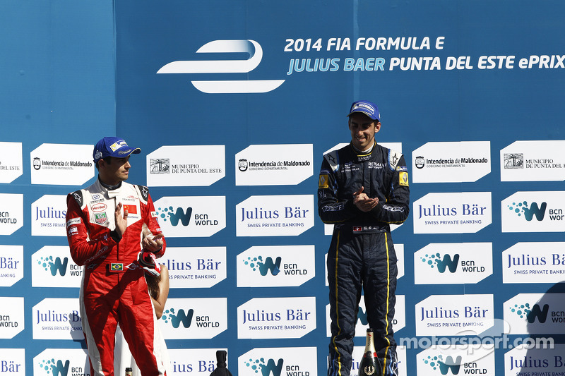 O primeiro pódio veio logo no terceiro ePrix, o de Punta del Este, com a segunda colocação, atrás de Sebastien Buemi.