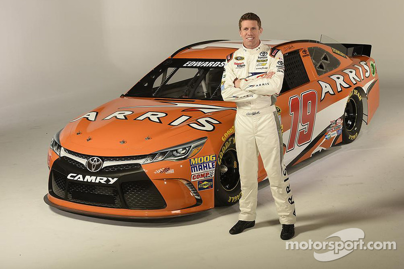 2015: Der neue Look mit Gibbs, Arris und Toyota