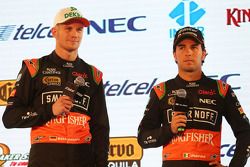 (L to R): Nico Hulkenberg, Sahara Force India F1 y Sergio Pérez, Sahara Force India F1