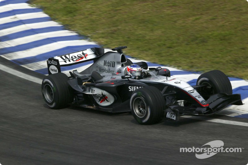 2004: McLaren-Mercedes MP4-19