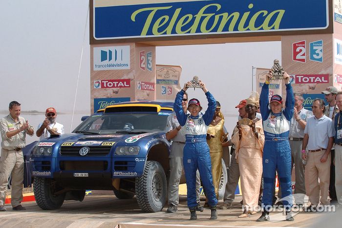 Podium: Jutta Kleinschmidt y Fabrizia Pons