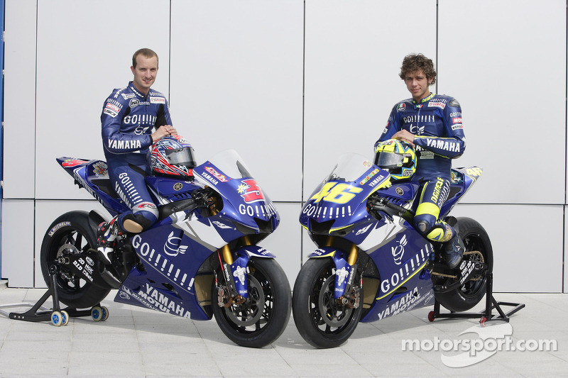 2005: Colin Edwards como nuevo compañero de equipo