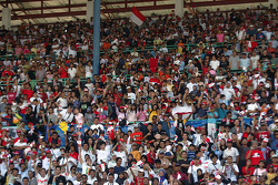Des fans à Sentul