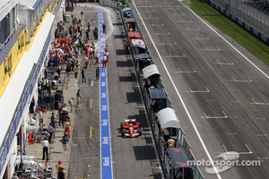 Felipe Massa en el pitlane