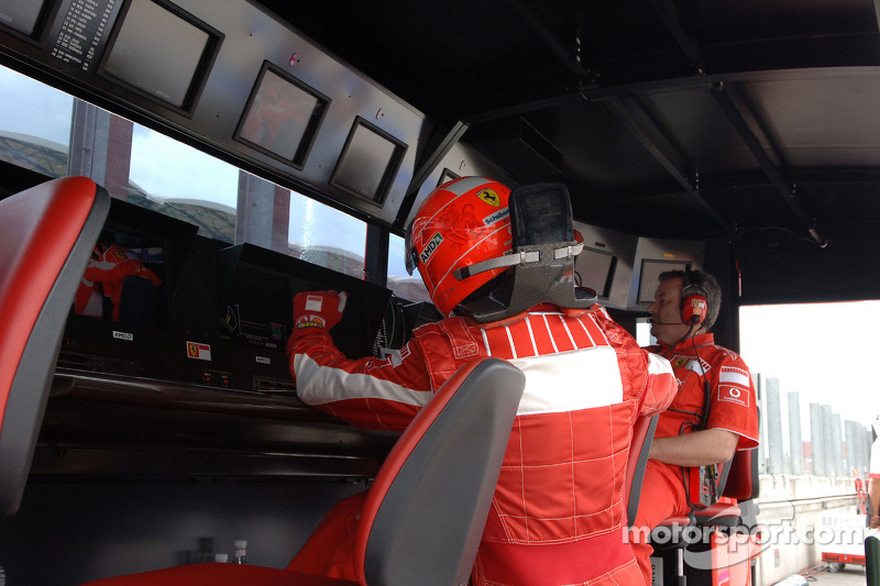 Michael Schumacher y Nigel Stepney