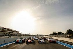 Foto de autos de grupo