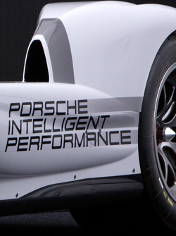 Porsche 919 Hybrid 2015 года