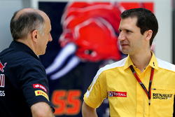 Франц Тост, директор команды Scuderia Toro Rosso и Реми Таффен, Renault Sport F1