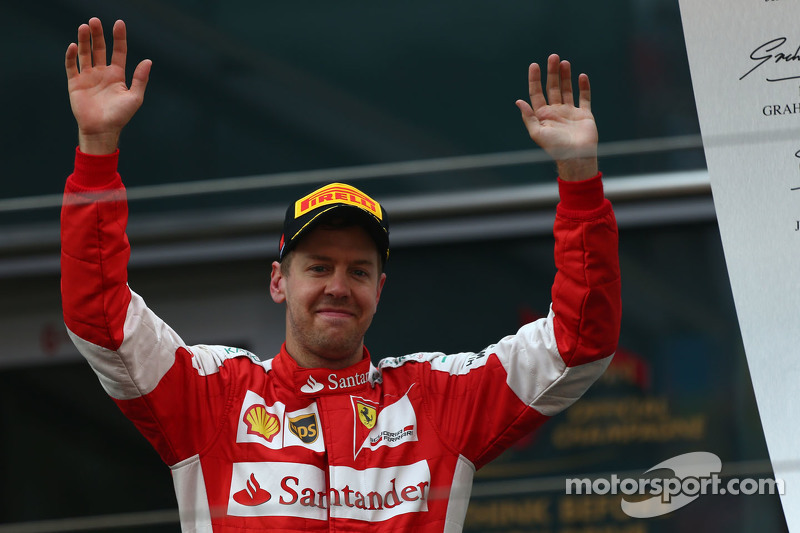 Posisi ke-3  Sebastian Vettel Ferrari