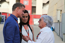 David Coulthard, Lee McKenzie et Bernie Ecclestone