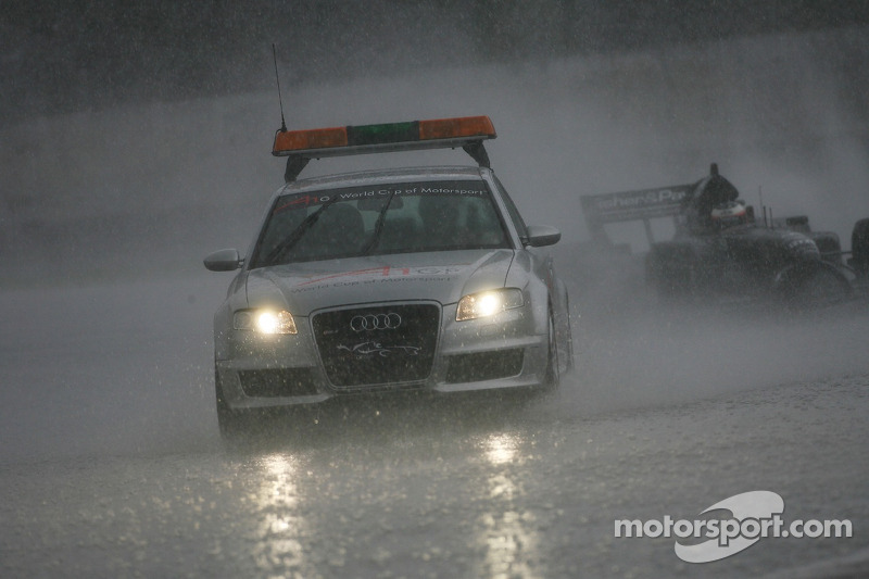 Safety car