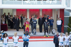 Podio: Lucas di Grassi, Sébastien Buemi y Nelson Piquet Jr.
