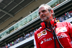Maurizio Arrivabene, Team Principal Ferrari sur la grille