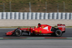 Esteban Gutierrez, Ferrari SF15-T piloto de testes e reserva