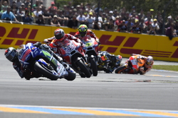 El inicio: Jorge Lorenzo, Yamaha Factory Racing, en la punta