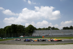 Antonio Giovinazzi, Jagonya Ayam with Carlin Dallara Volkswagen, Charles Leclerc, Van Amersfoort Racing Dallara Volkswagen et George Russell, Carlin Dallara Volkswagen