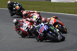 Jorge Lorenzo, Yamaha Factory Racing, Andrea Dovizioso, Ducati Team, Marc Marquez, Repsol Honda Team, Andrea Iannone, Ducati Team, et Bradley Smith, Tech 3 Yamaha