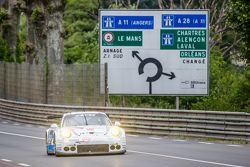 #68 Team AAI Porsche 911 GT3-RSR: Jun-San Chen, Gilles Vannelet, Mike Parisy