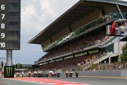 Start: Jorge Lorenzo, Yamaha Factory Racing leads