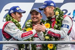 LMP1 podium: third place Audi Sport Team Joest Audi R18 e-tron quattro: Marcel Fässler, Andre Lotterer, Benoit Tréluyer