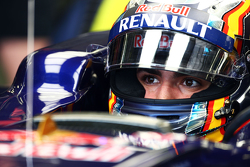 Carlos Sainz Jr., Scuderia Toro Rosso STR10
