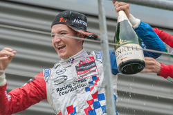 Le vainqueur Jake Dennis, Prema Powerteam Dallara F312 - Mercedes-Benz