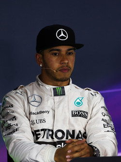 Льюис Хэмилтон, Mercedes AMG F1 на пресс-конференции FIA