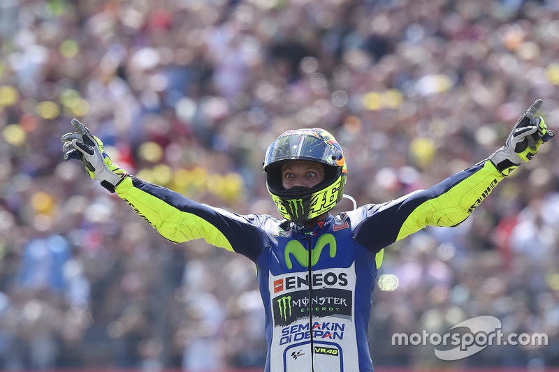 Ganador de la carrera Valentino Rossi, Yamaha Factory Racing