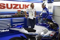 Kevin Schwantz e Aleix Espargaro, Team Suzuki MotoGP