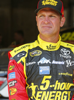 Clint Bowyer, Michael Waltrip Racing Toyota