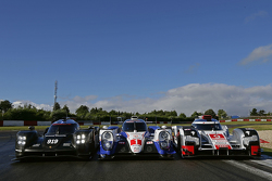 Les Porsche Team 919 Hybrid, Toyota Racing TS040 Hybrid, Audi Sport Team Joest R18 e-tron quattro