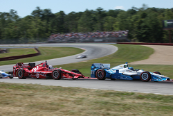 Simon Pagenaud, Team Penske Chevrolet y Scott Dixon, Chip Ganassi Racing Chevrolet