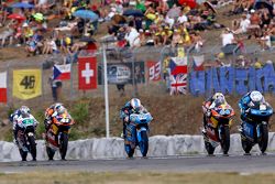Romano Fenati, SKY Racing Team VR46, Miguel Oliveira, Red Bull KTM Ajo, Jorge Navarro, Estrella Galicia 0,0, Brad Binder, Red Bull KTM Ajo et Enea Bastianini, Gresini Racing Team Moto3