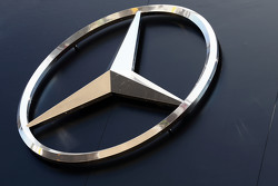 Логотип Mercedes