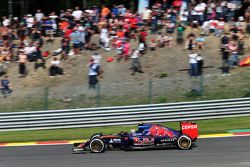 Carlos Sainz Jr., Scuderia Toro Rosso STR10