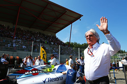 Bernie Ecclestone, sur la grille