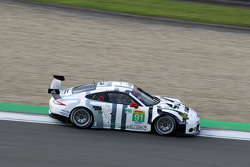 #91 Porsche Team Manthey Porsche 911 RSR : Richard Lietz, Michael Christensen