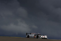 #18 Porsche Team Porsche 919 Hybrid: Romain Dumas, Neel Jani, Marc Lieb