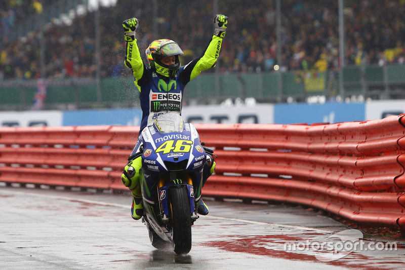 Valentino Rossi, Yamaha Factory Racing, fête sa victoire