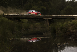 Тьєррі Невіл та Nicolas Gilsoul, Hyundai i20 WRC, Hyundai Motorsport