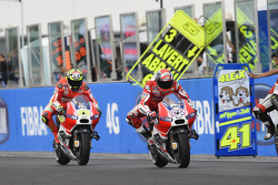 Андреа Довициозо и Андреа Янноне, Ducati Team