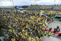 Les fans de Valentino Rossi, Yamaha Factory Racing