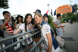 Susie Wolff, Pilote de développement Williams avec des fans