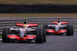 Lewis Hamilton, McLaren Mercedes, Fernando Alonso, McLaren Mercedes