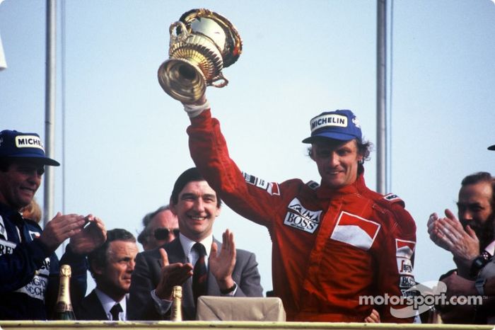 9º Niki Lauda (25 victorias)