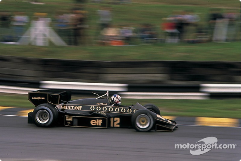No GP de Dallas de 1984, Nigel Mansell ficou sem combustível a poucos metros da linha de chegada. Em um ato de desespero, desceu do carro para empurrá-lo, mas desmaiou e acabou em sexto.
