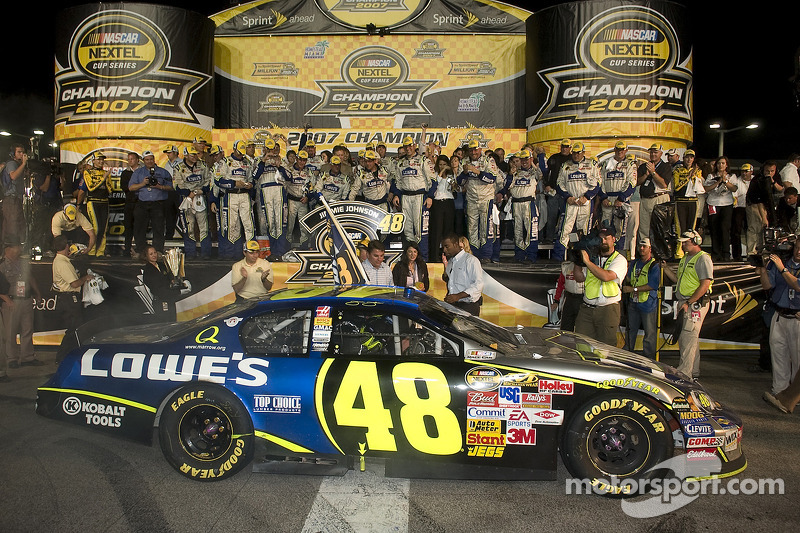 2007: Jimmie Johnson (Hendrick-Chevrolet)