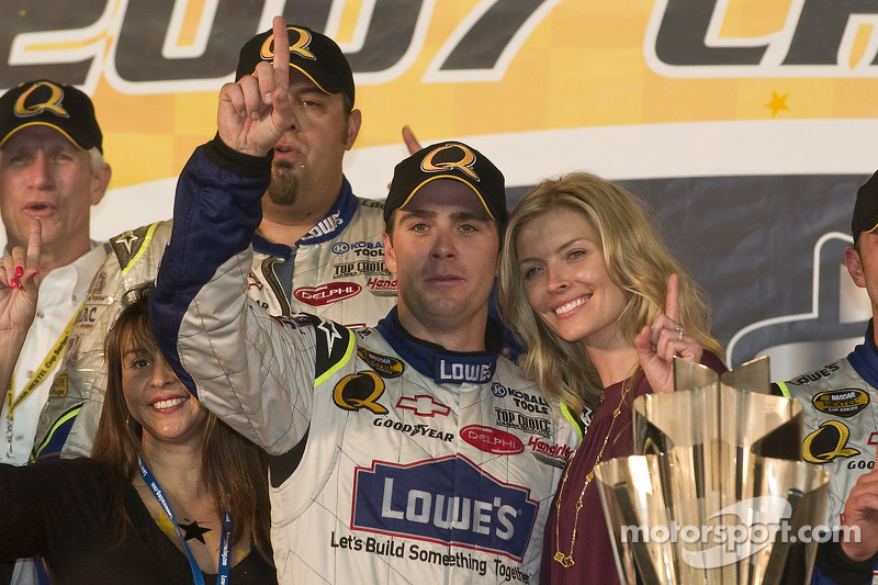 2007: Jimmie Johnson (Hendrick-Chevrolet)